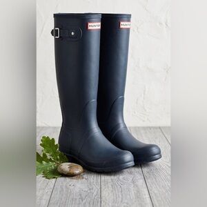 Hunter Black Rain Boots Size 8 Matte Black